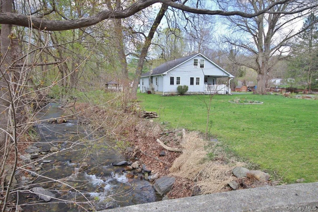 Photo of 95 Tinker Town Road