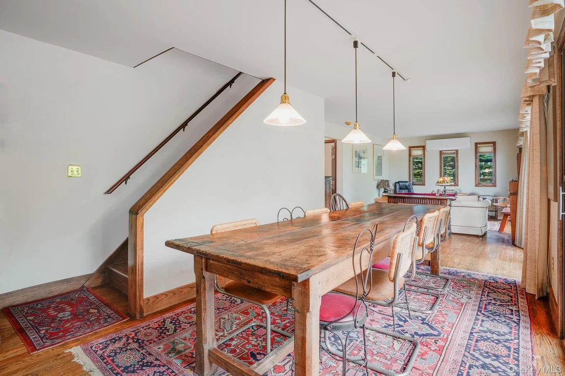Photo of 8 Kingwood Park