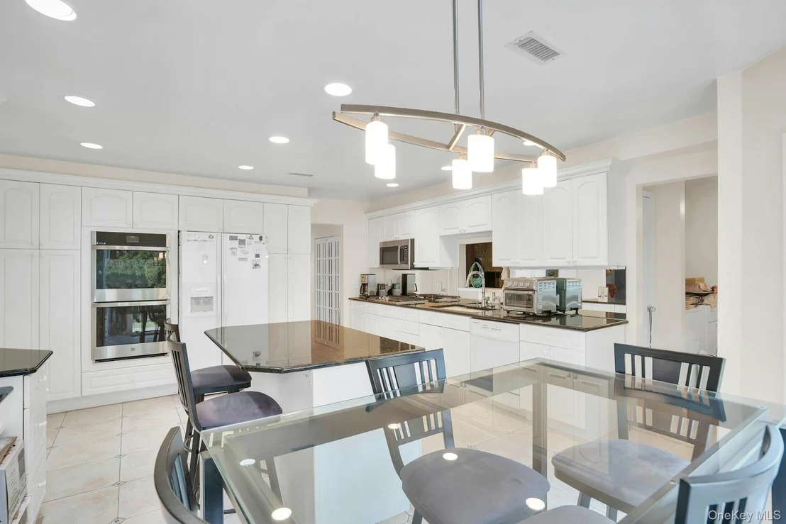 Photo of 39 McLane Drive