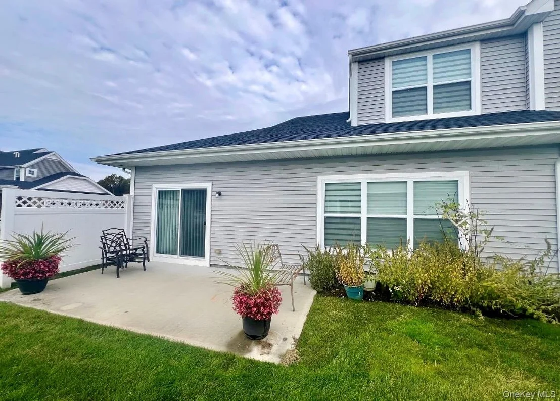 Photo of Unit 37 at 37 Willow Circle