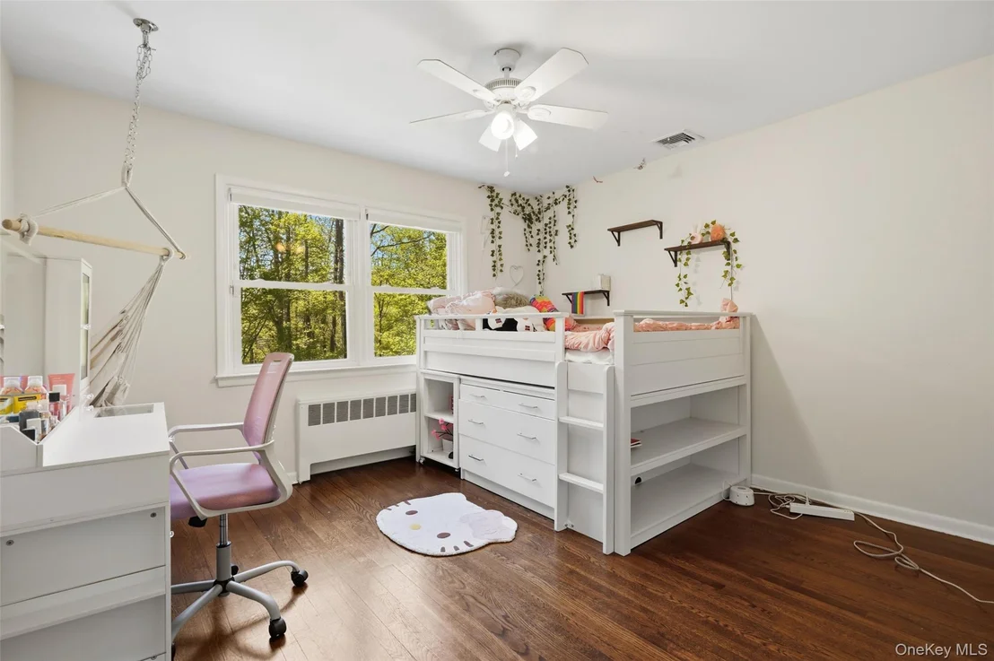 Photo of 19 Skyview Drive