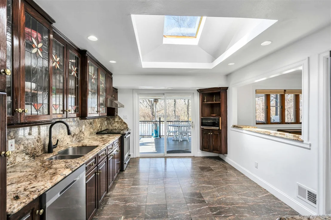 Photo of 15 Fairway Drive