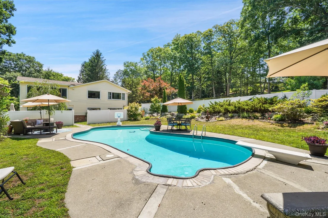 Photo of 1 Annarock Drive