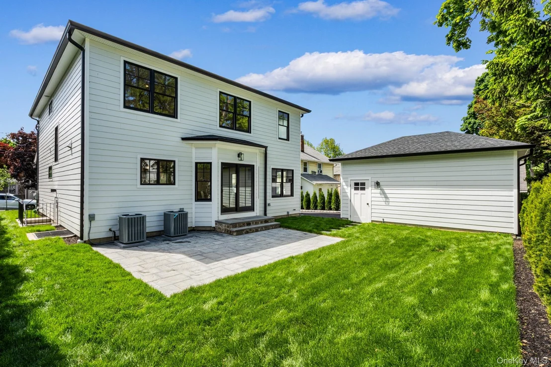 Photo of 33 3rd Street