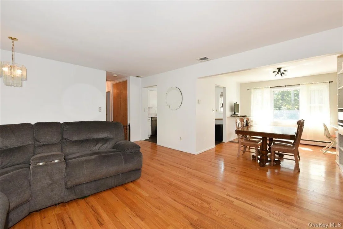 Photo of 16 Edgar Drive