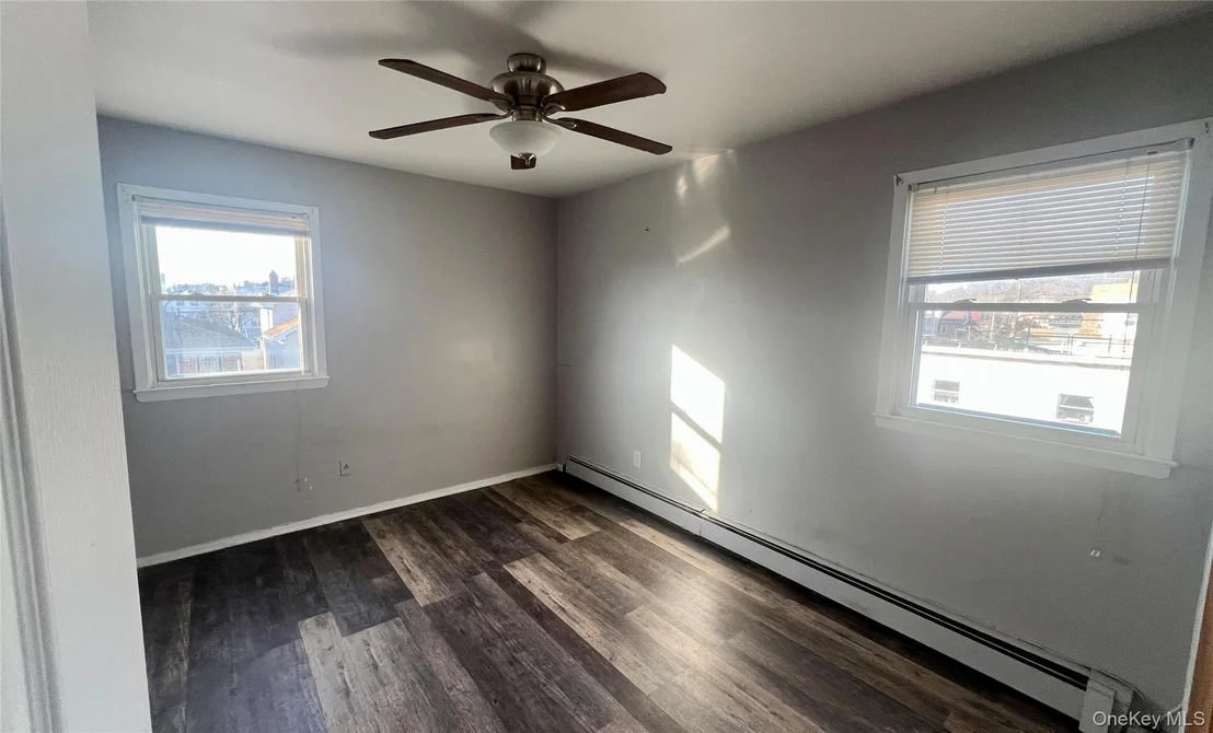 Photo of 1613 Stadium Avenue