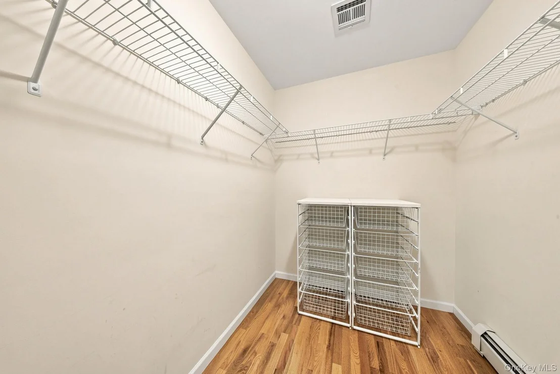 Photo of 236 Springbrook Road