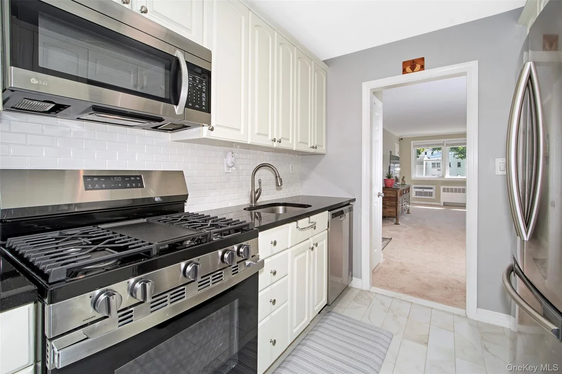 Photo of Unit C at 27 Avon Circle