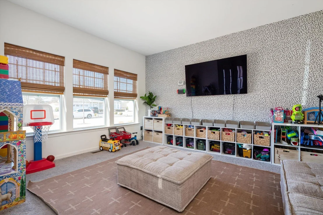 Photo of 3 Pondview Circle