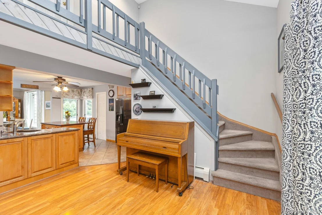 Photo of 30 Long Pond Road