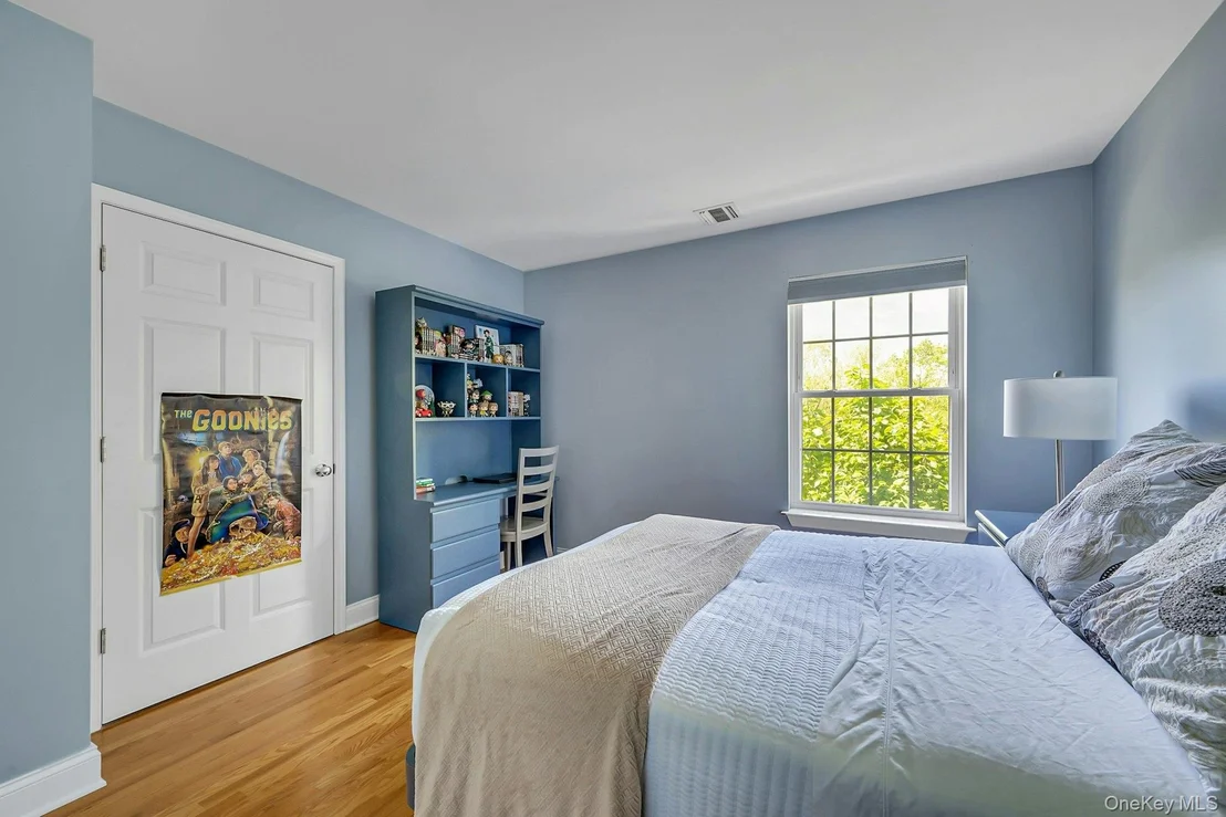 Photo of 1 Thornton Hill