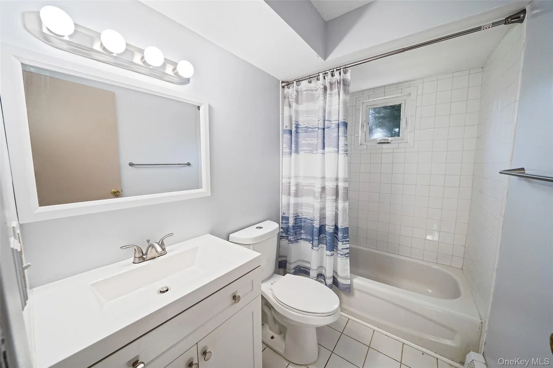 Photo of Unit 8A at 2397 union blvd