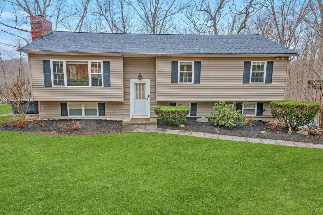 Photo of 19 Split Rock Road
