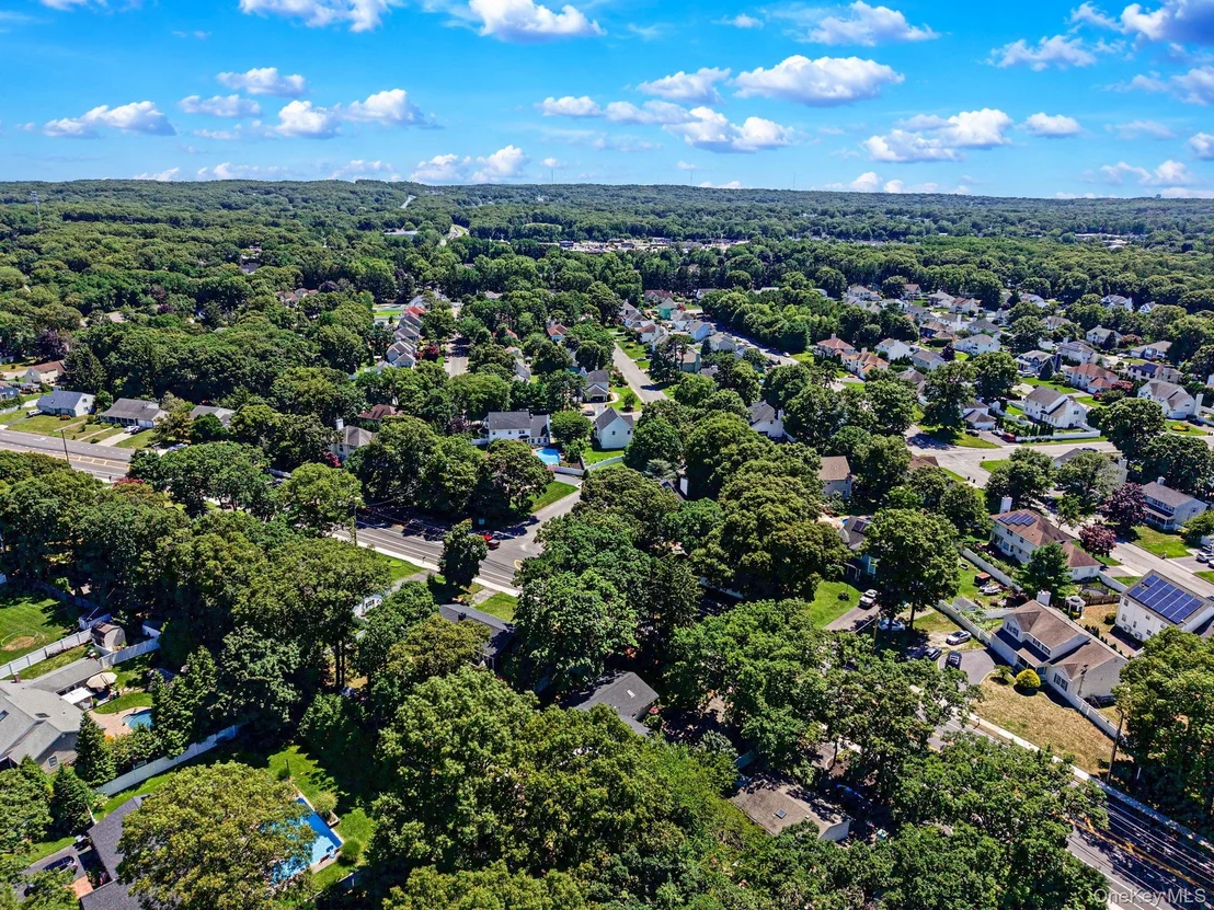 Photo of 1011 Old Town Road