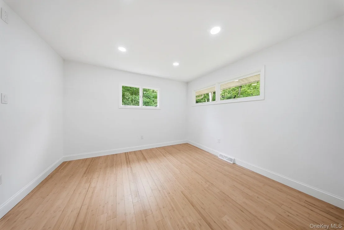 Photo of 225 Upper Road