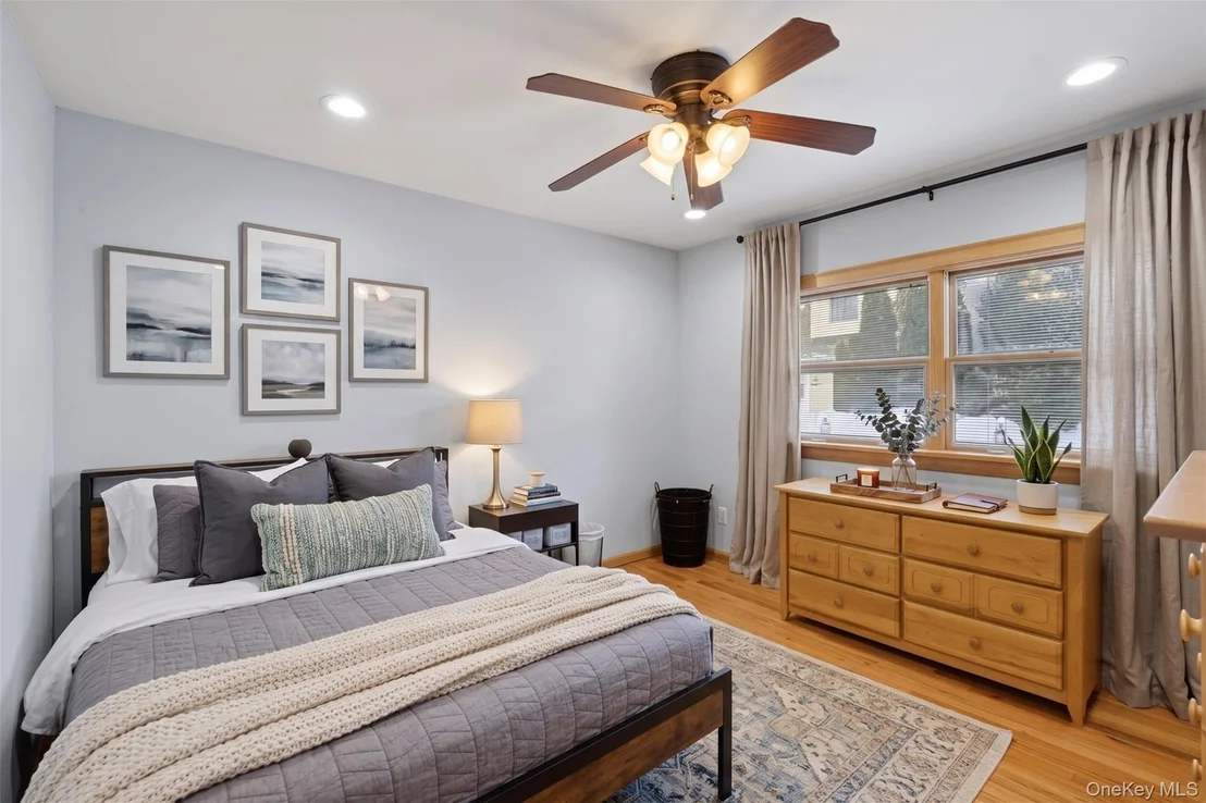 Photo of 2489 Eileen Road