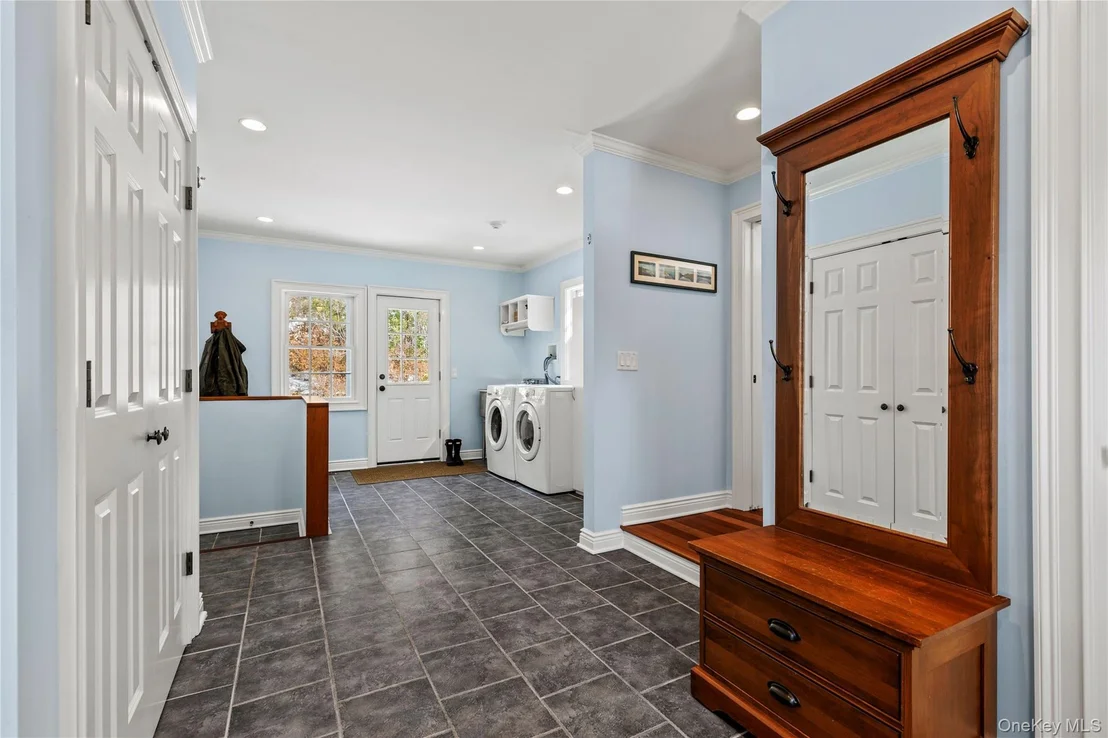 Photo of 69 Brevoort Lane