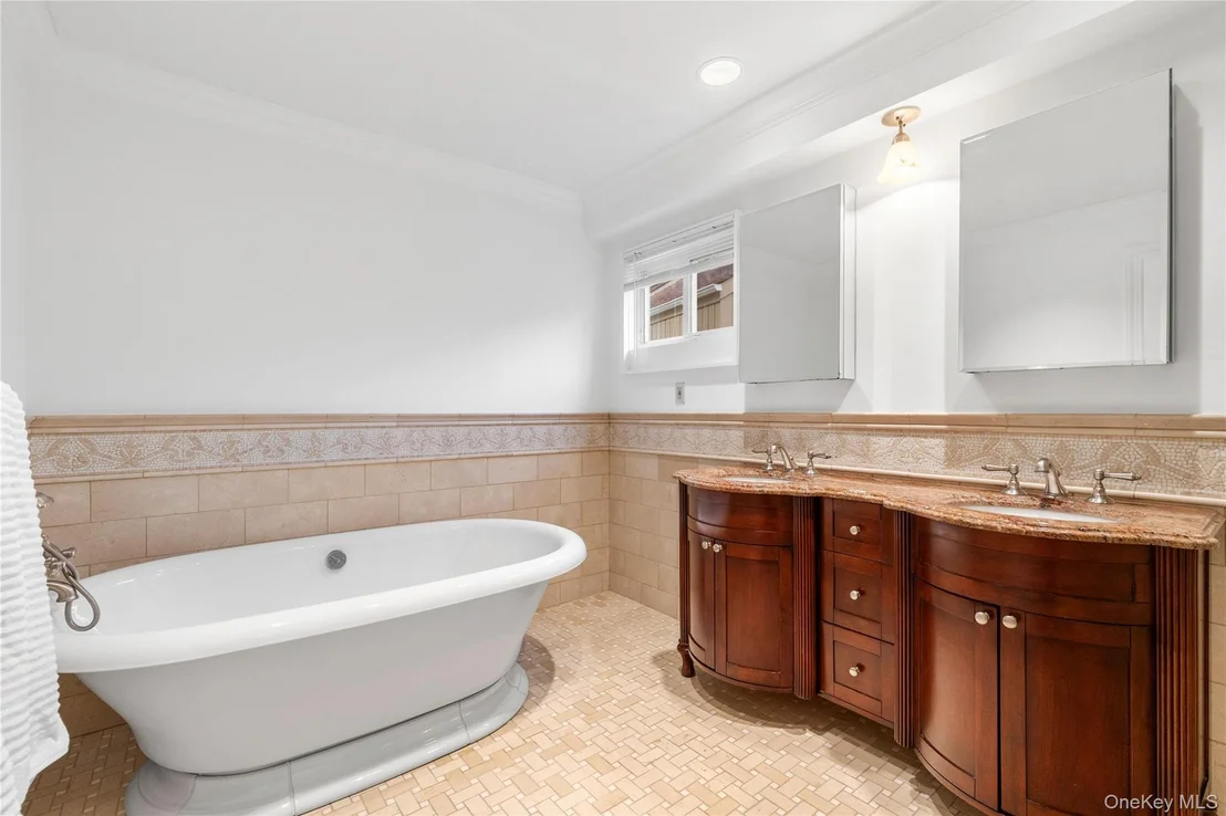 Photo of 60 Talcott Road