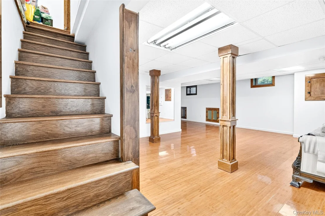 Photo of 5646 Post Road