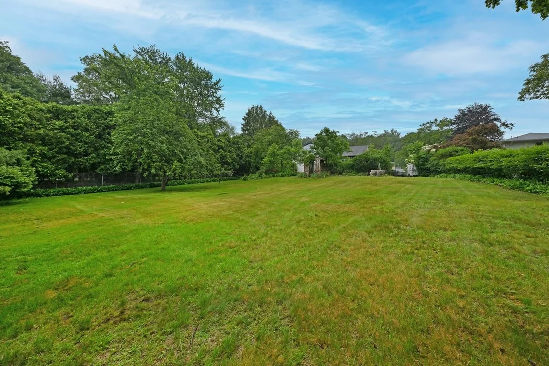 Photo of 8 Macintosh Lane