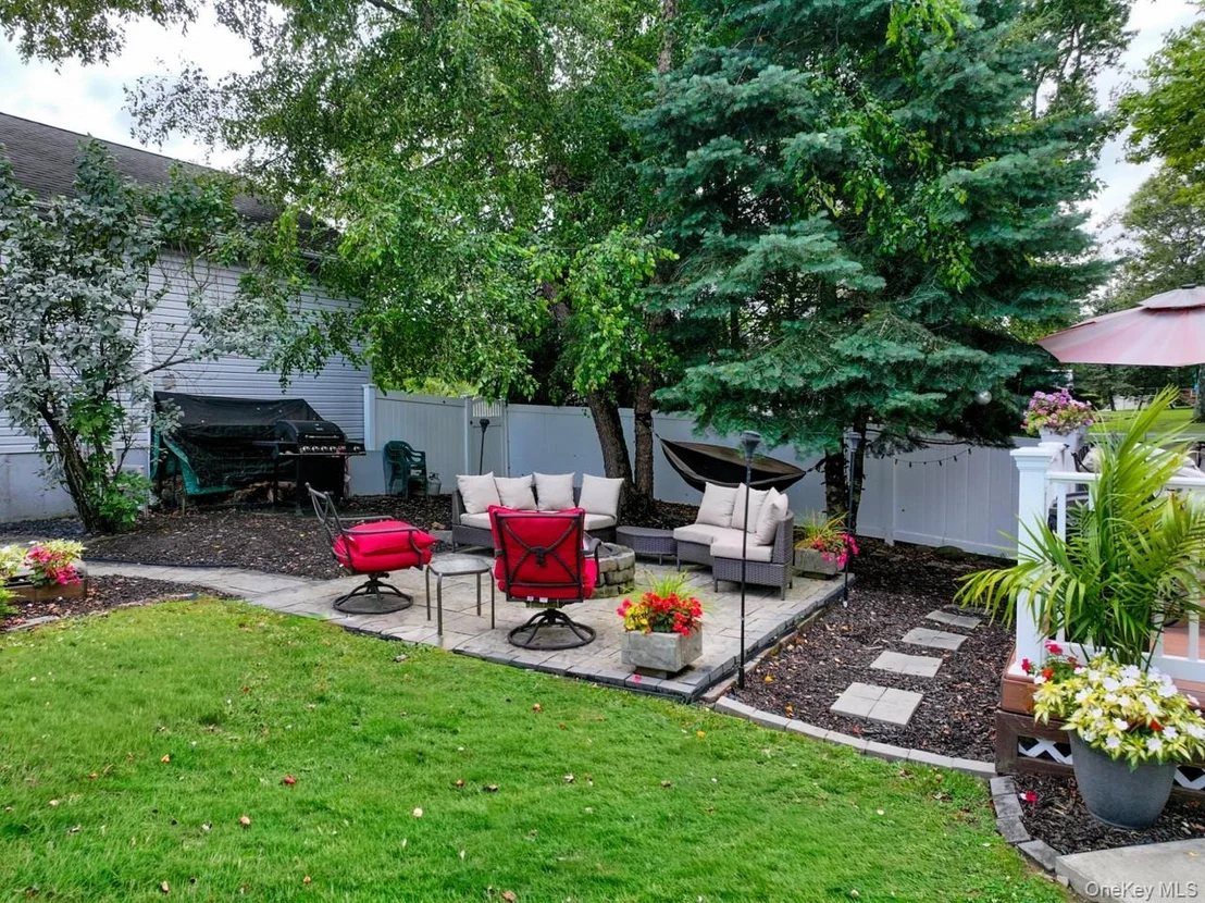 Photo of 87 Winchester Drive