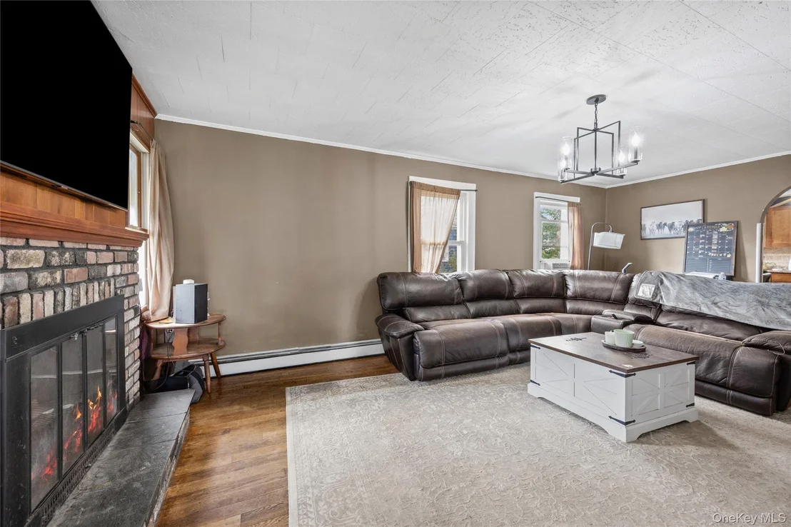 Photo of 373 Oak Street