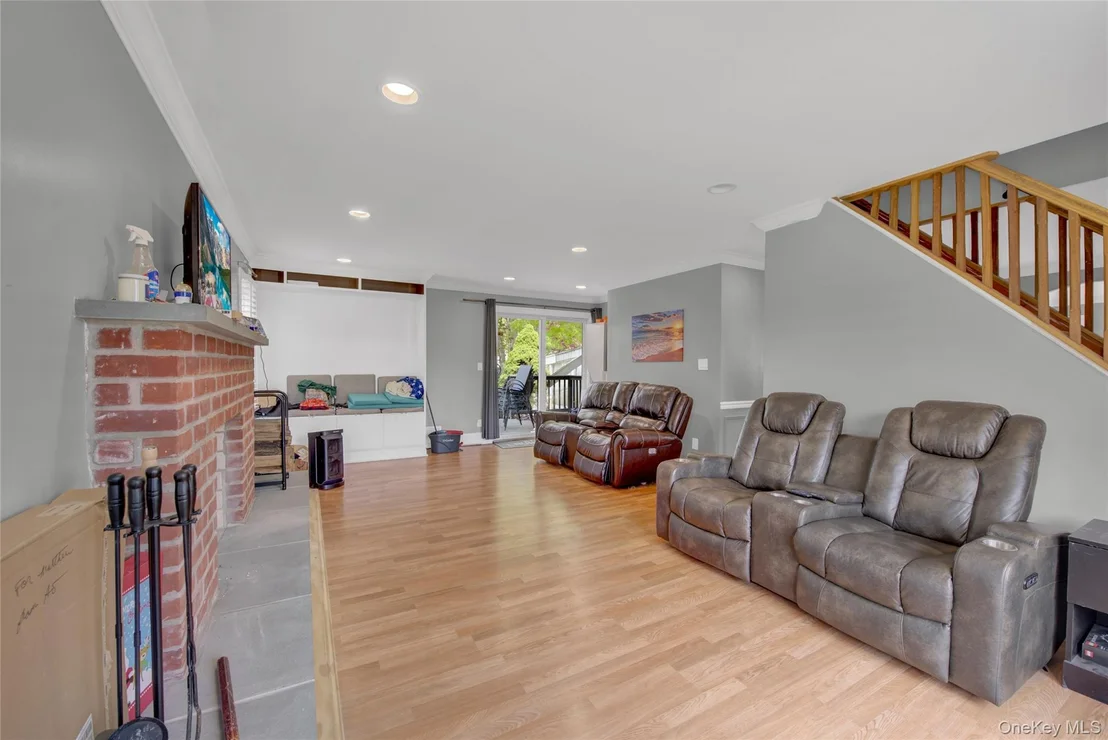 Photo of 11 Hollo Drive