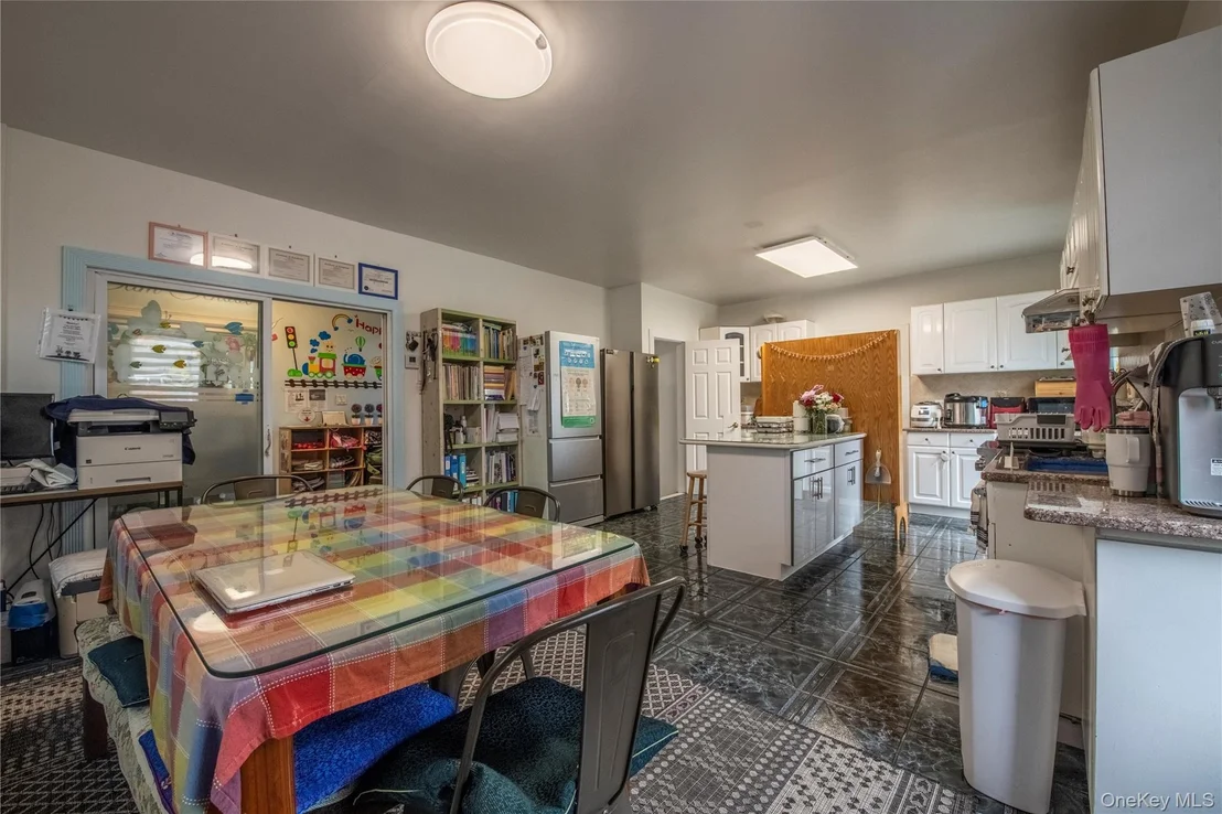 Photo of 157-15 Oak Avenue