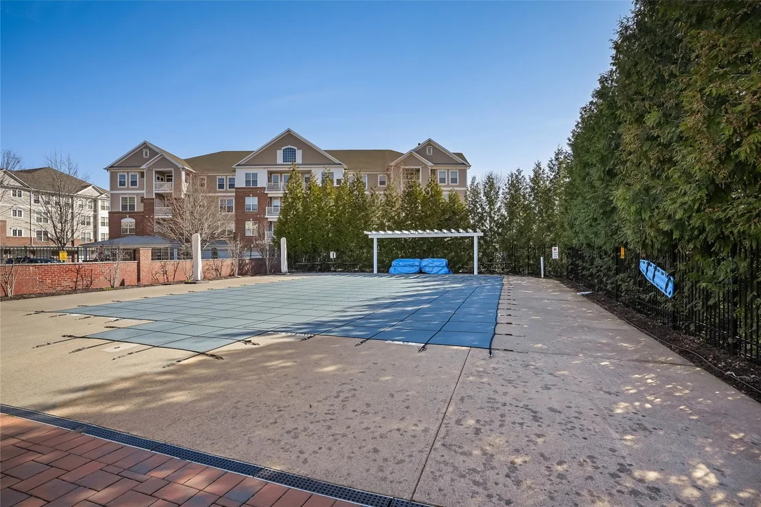 Photo of 723 Regency Drive