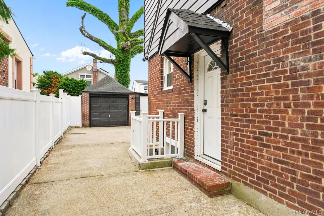 Photo of 169 Rintin Street