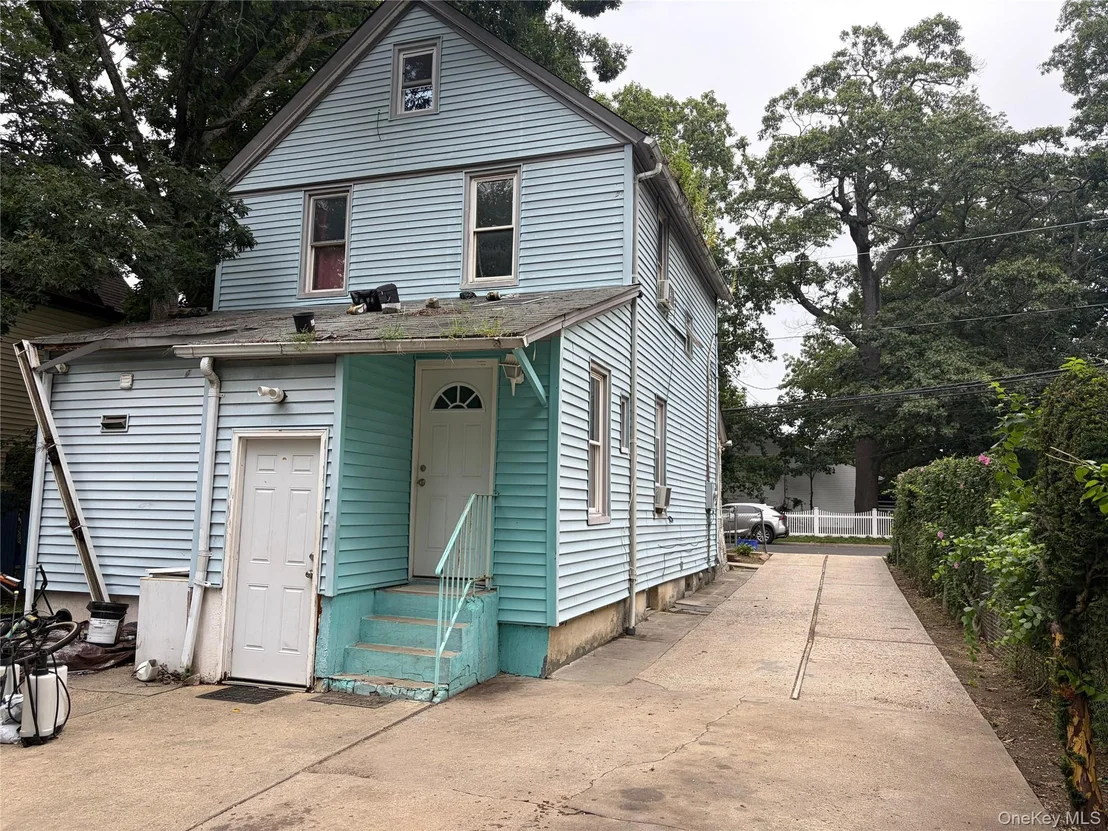Photo of 88 Colonial Avenue