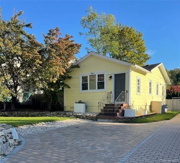 Photo of 338 & 340 Main Street