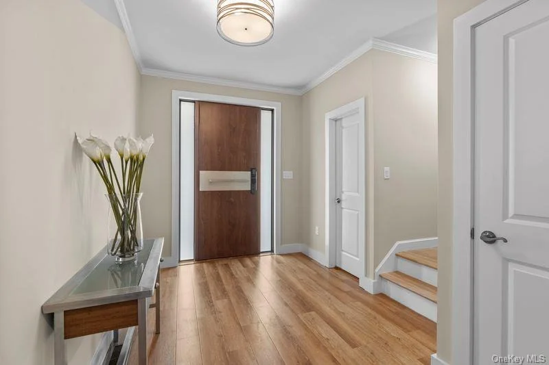 Photo of 105 Valley Road