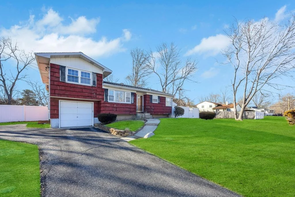 Photo of 8 Wagner Drive