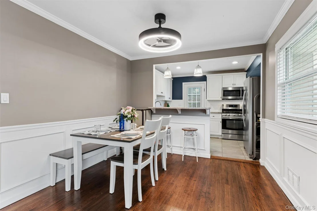 Photo of 52 Larry Road S