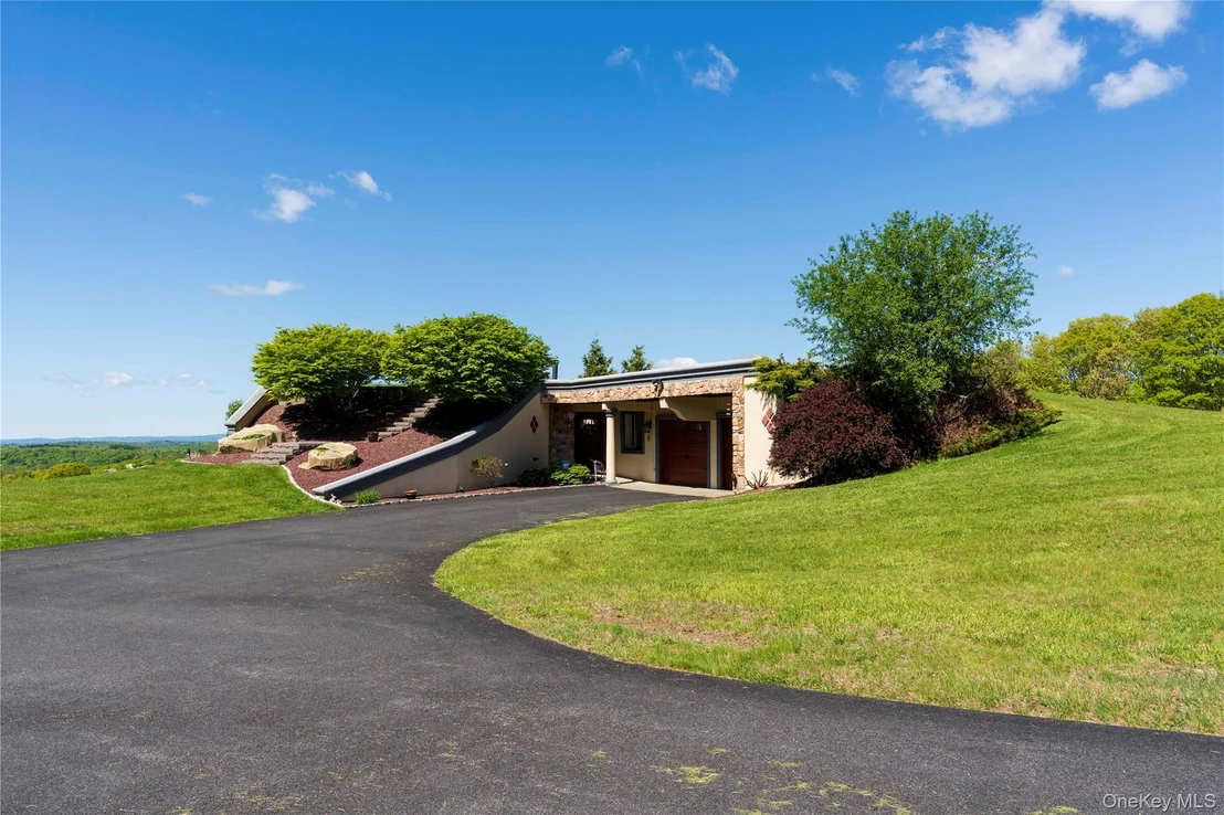 Photo of 115 N Smith Road