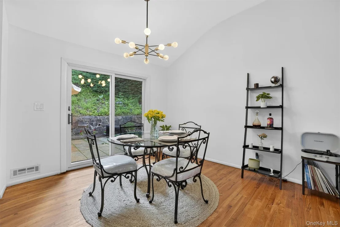 Photo of 4 Pamela Lane