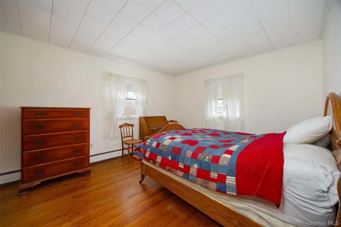 Photo of 140 Cherrywood Drive