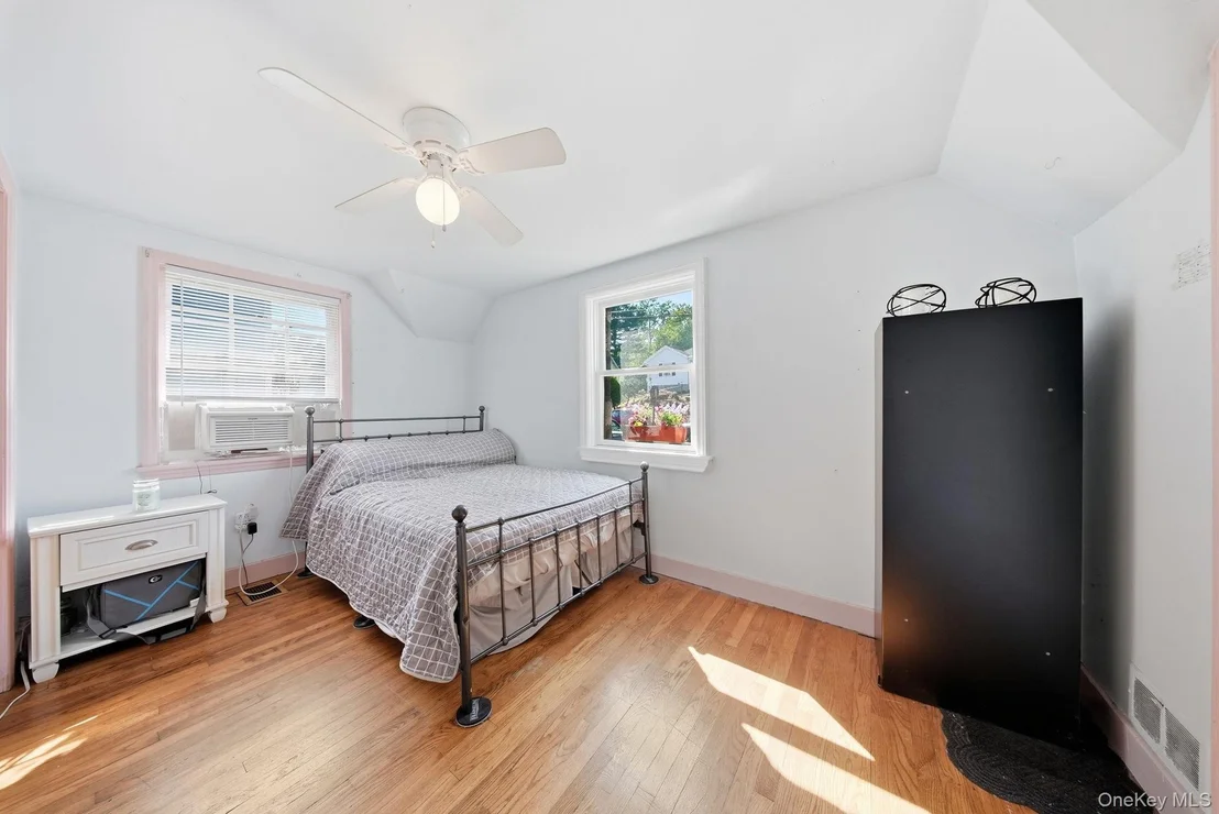 Photo of 48-50 Mountain Avenue