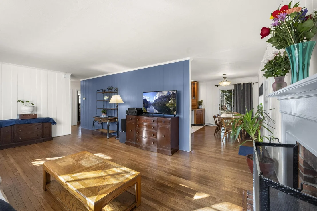Photo of 20 Crystal Beach Blvd