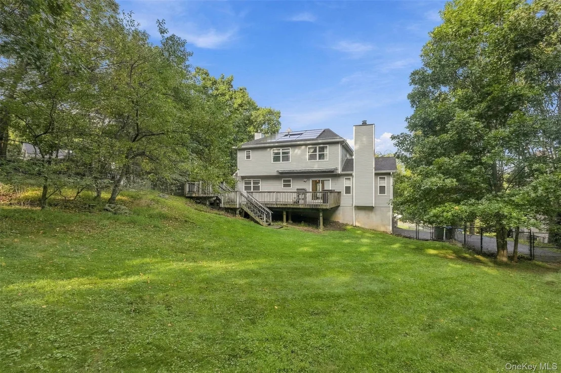 Photo of 16 Cambridge Circle