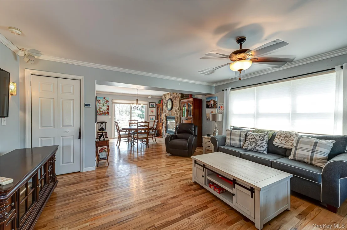 Photo of 209 Fairway Drive