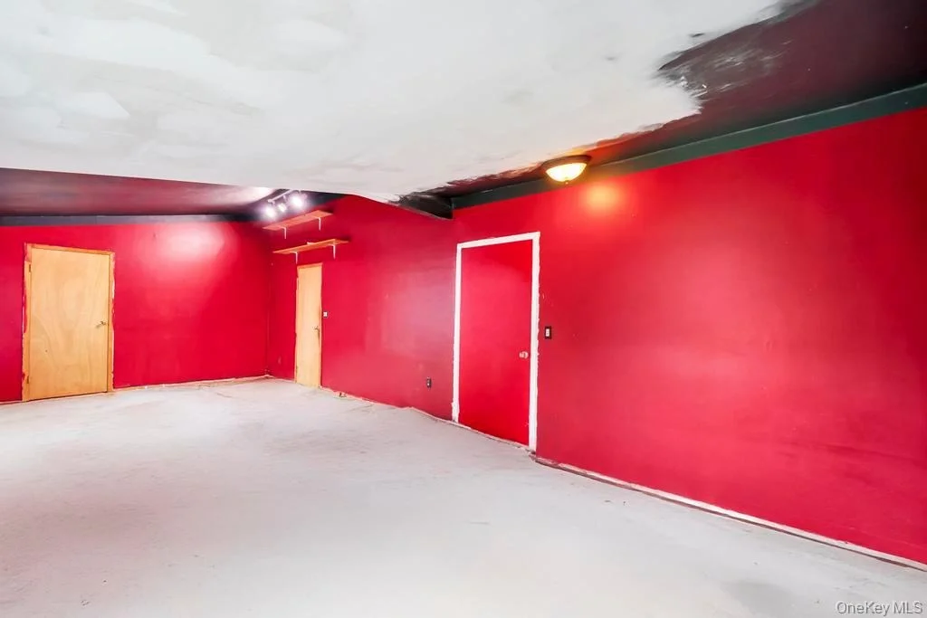 Photo of 143 Blacksmith Road E