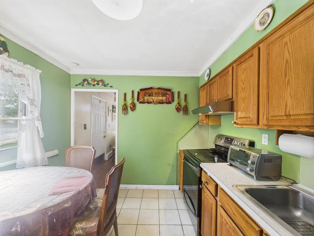 Photo of 335 Loring Road