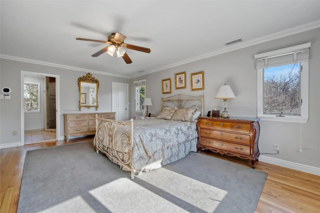 Photo of 131 Barton Road