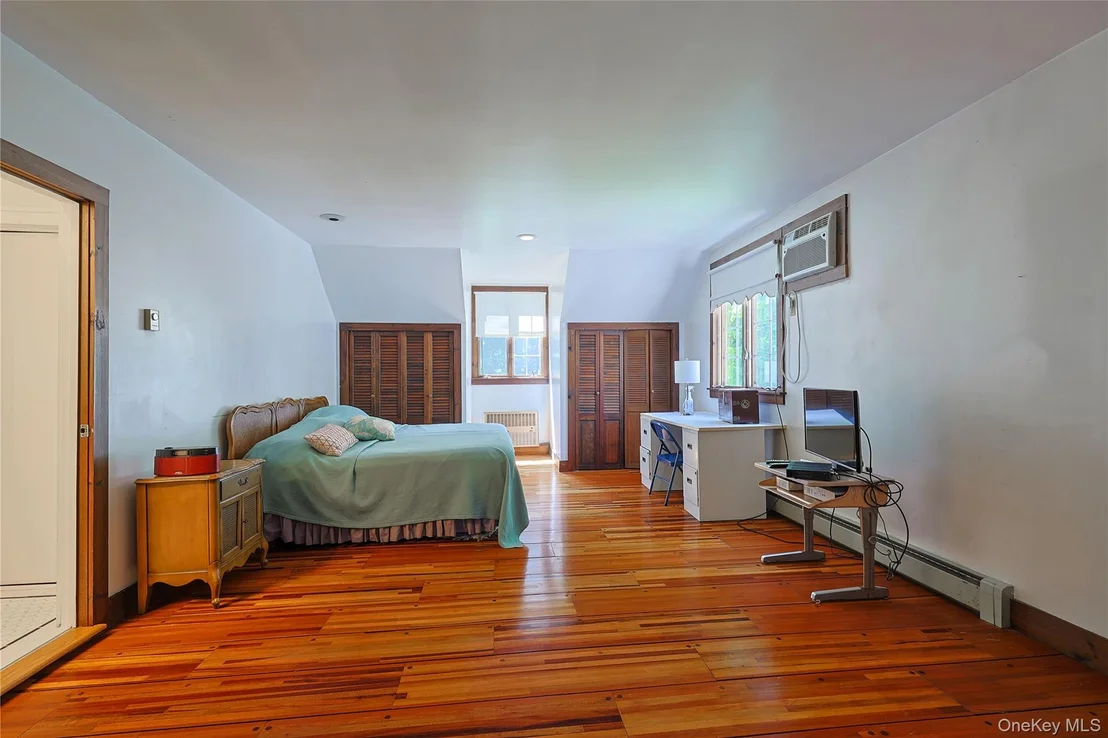 Photo of 404 Downing Way