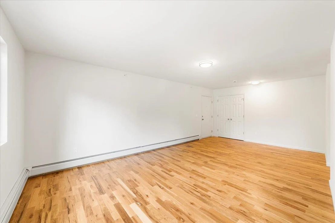 Photo of Unit 3M at 3 Woods End Circle