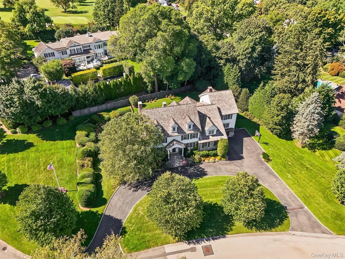 Photo of 81 Park Drive N