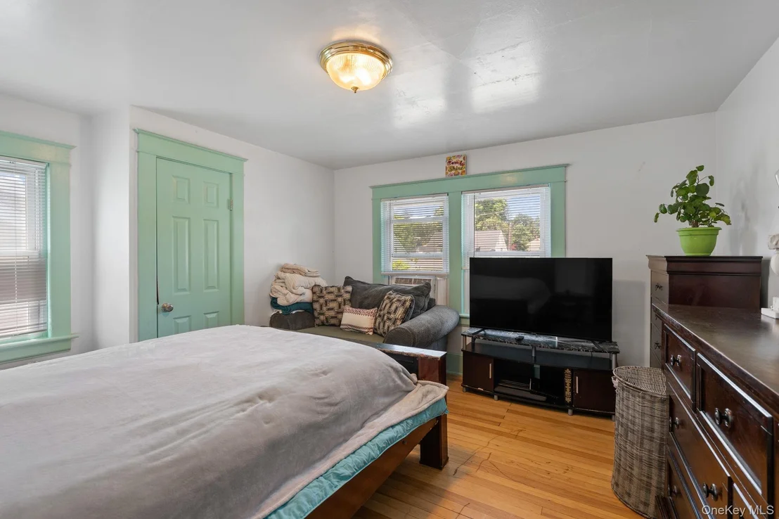 Photo of 8 Mildred Avenue
