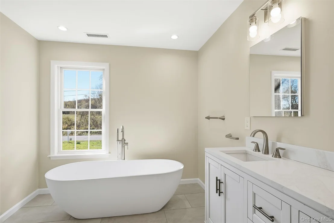 Photo of 40 Cushman Road